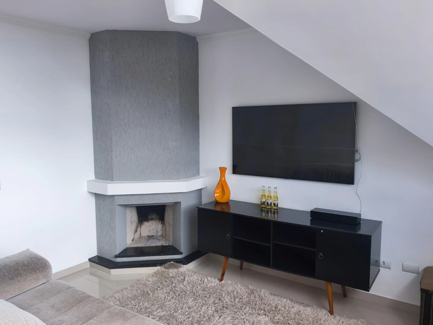 Home office in a 3-bedroom house, 167 m²