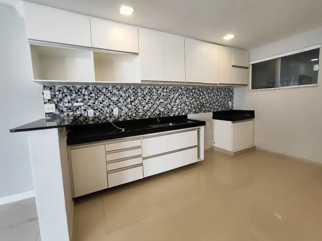 House with 5 bedrooms, 5 bathrooms, 400 m² — photo 35