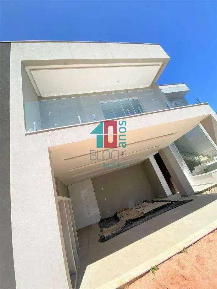 House with a gas open-plan kitchen and 4 bedrooms — photo 4