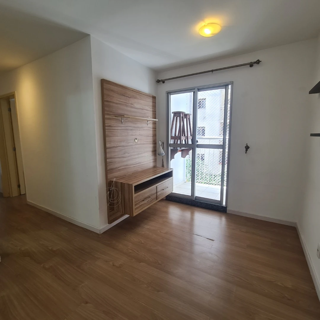 57 m² apartment with a home office and a private BBQ