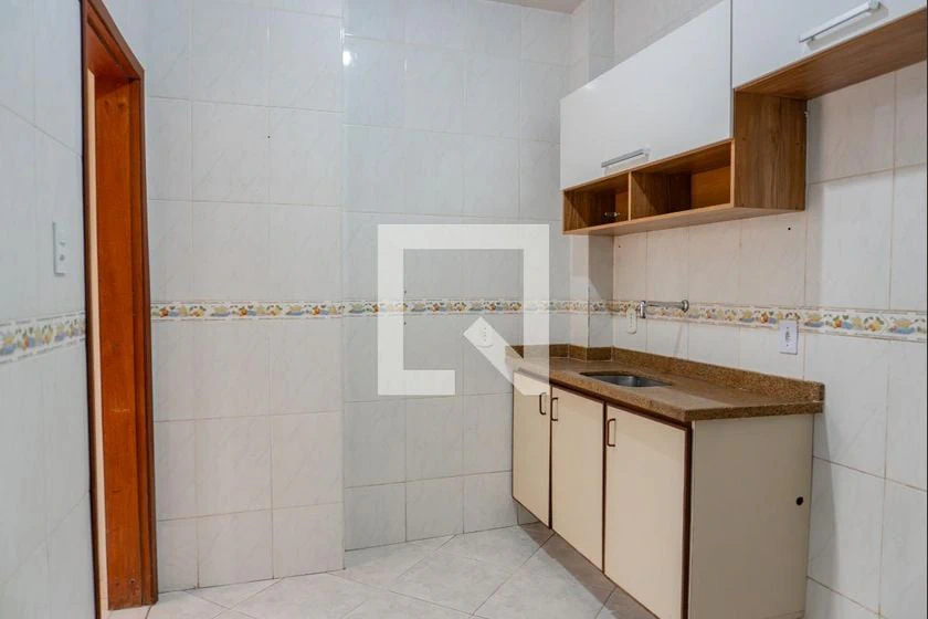 42 m² rental apartment with 2 bedrooms and balcony — photo 7