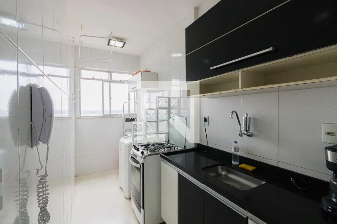 Furnished apartment with 2 bedrooms and a balcony — photo 22