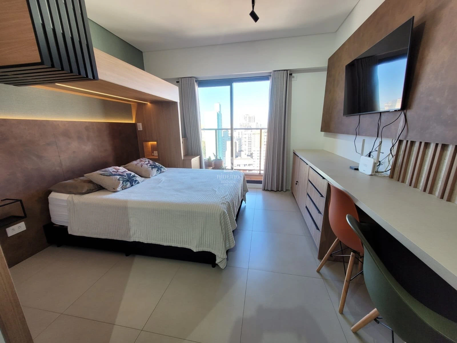 One-bedroom apartment with a home office in Curitiba — photo 27