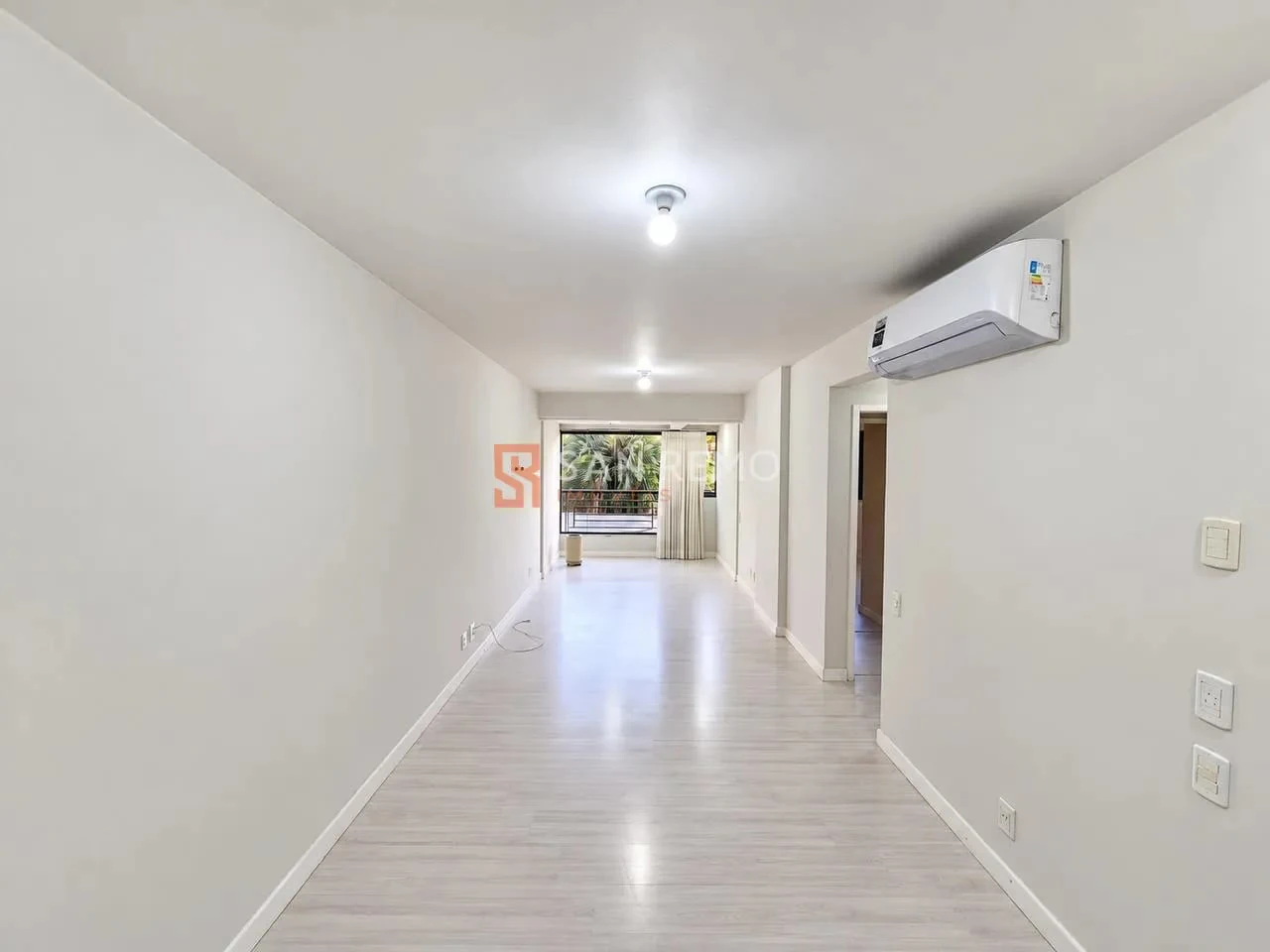 2-bedroom apartment with a water view in Florianópolis — photo 12