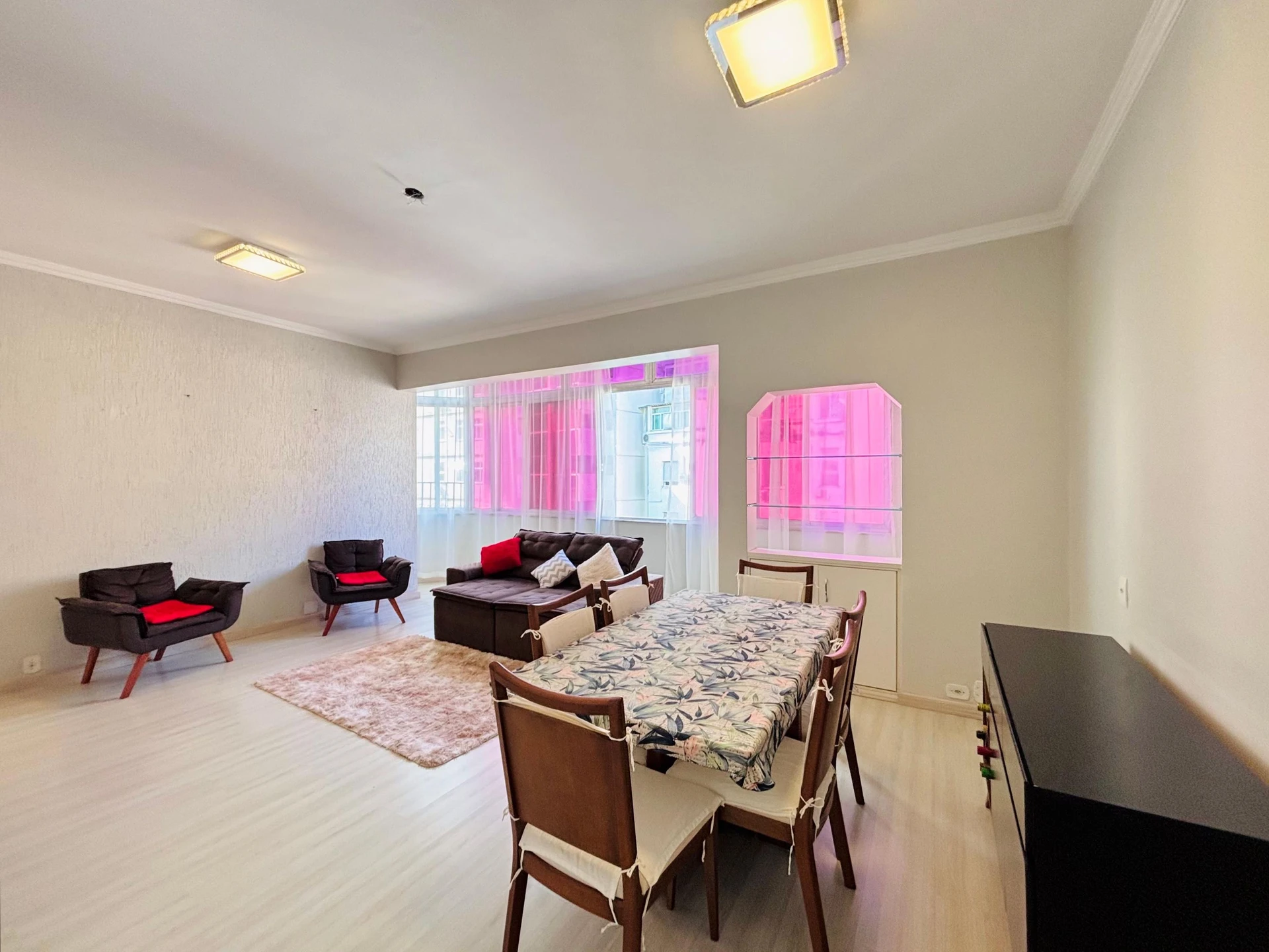 Mountain view in a 3-bedroom apartment, 120 m² — photo 9
