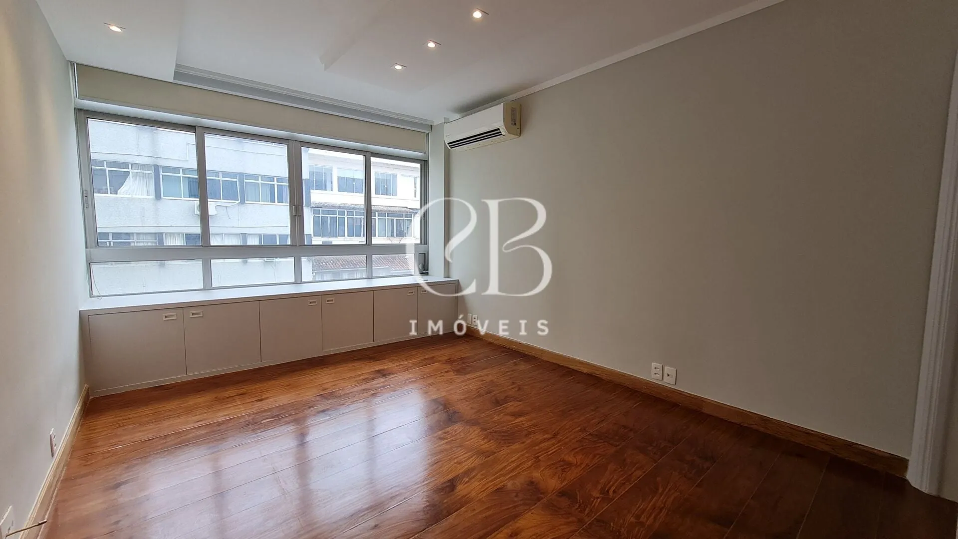 Apartment with 4 bedrooms and 4 bathrooms, 464 m² — photo 26