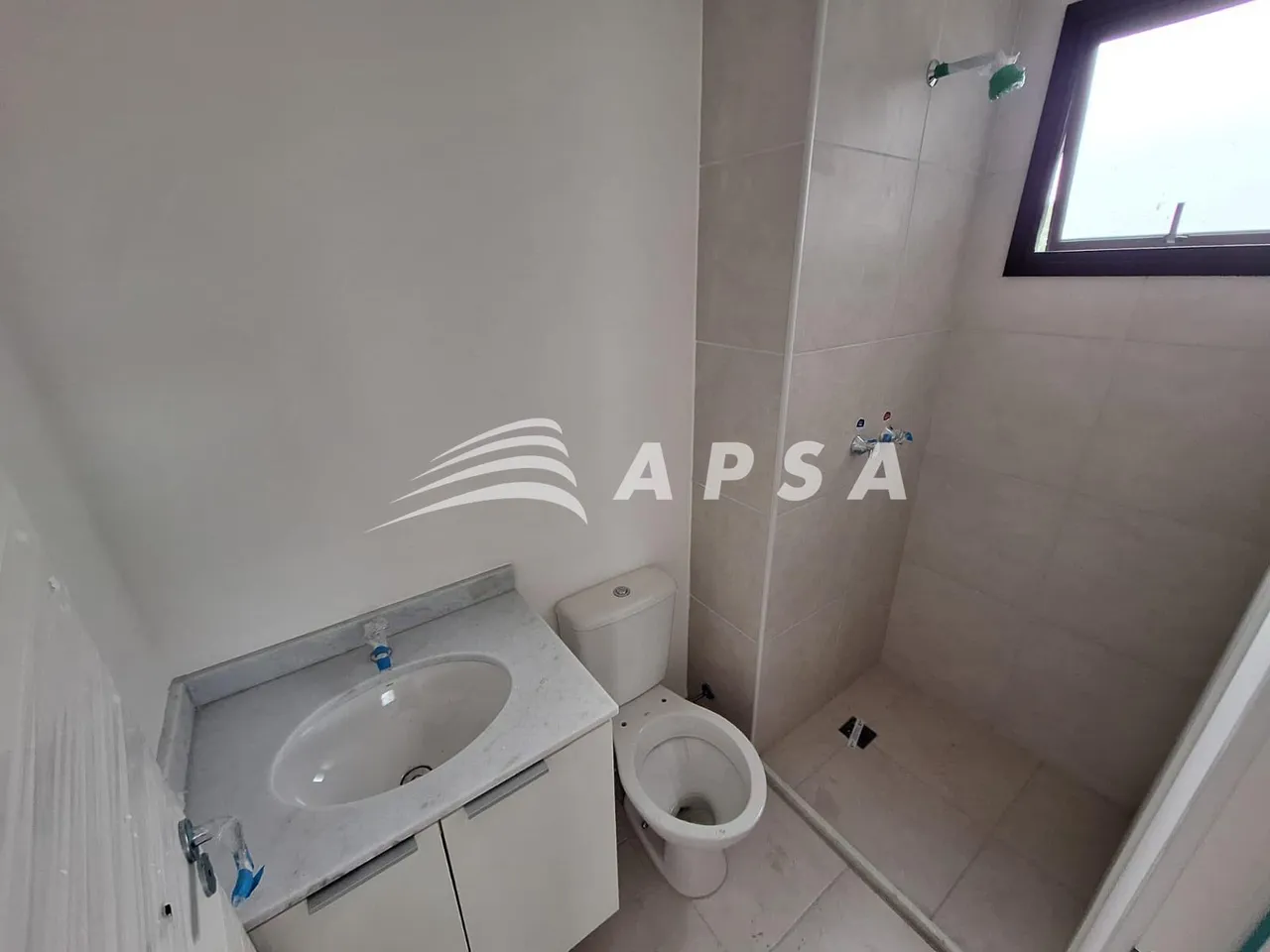 Apartamento sem mobília com 2 quartos e varanda — photo 3