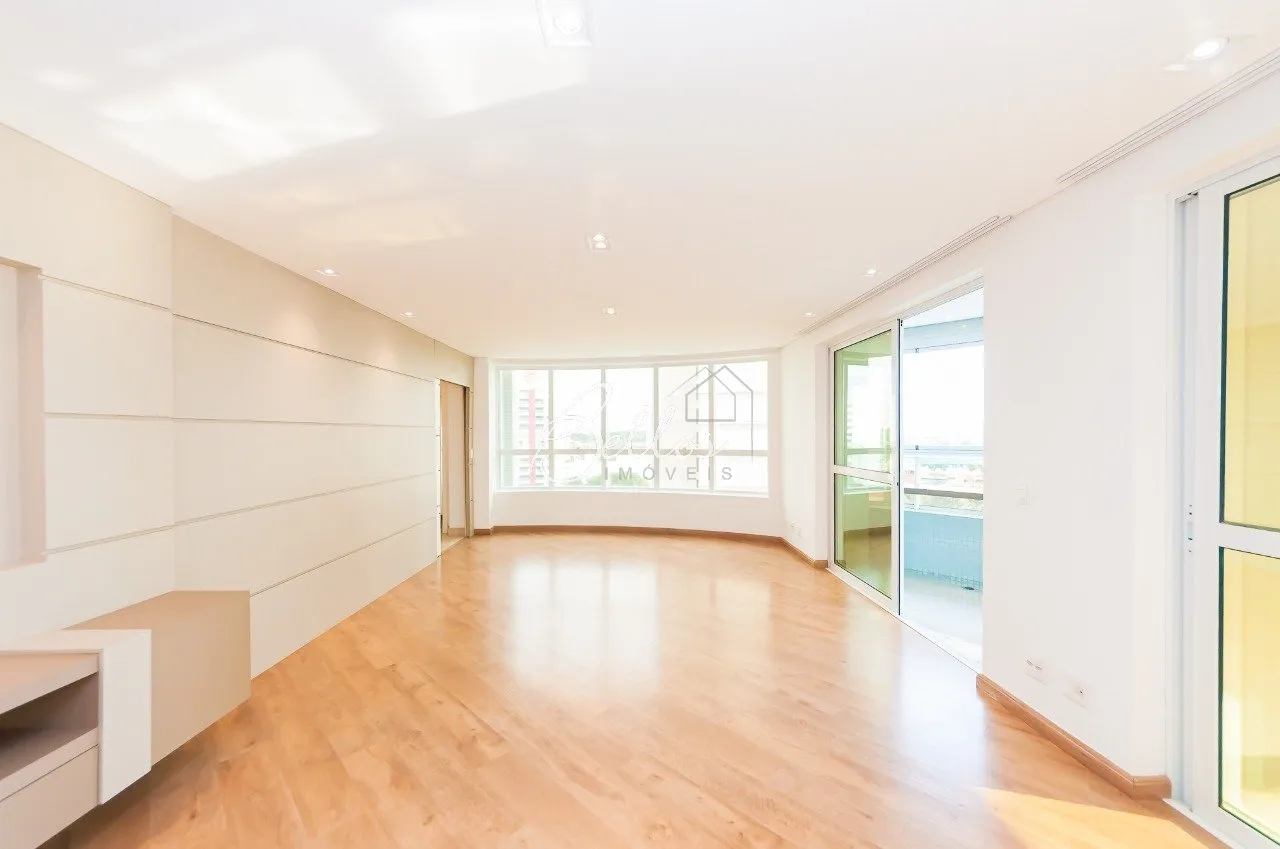 Квартира з 4 спальнями на 331 м² та 2 місця — photo 3
