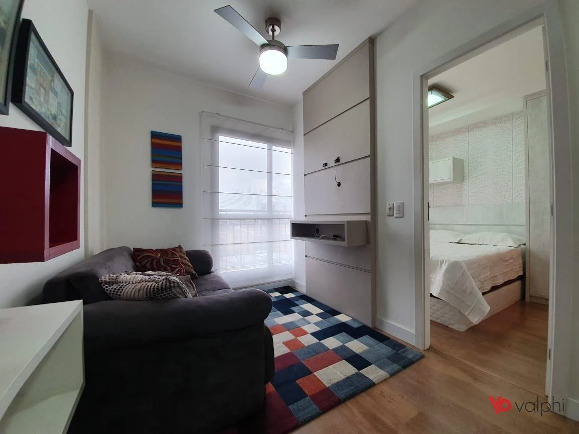Home office in a one-bedroom apartment, 35 m² — photo 25