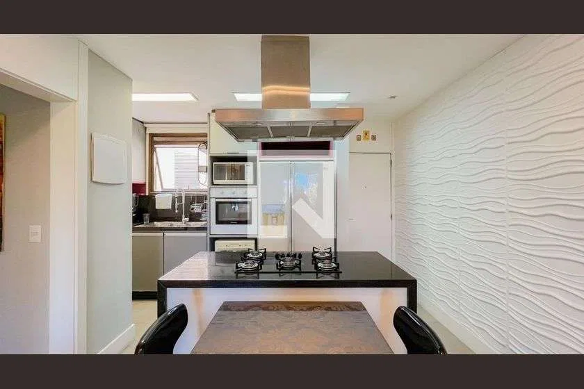 Робоче місце та 1 спальня: квартира 61 м² — photo 18