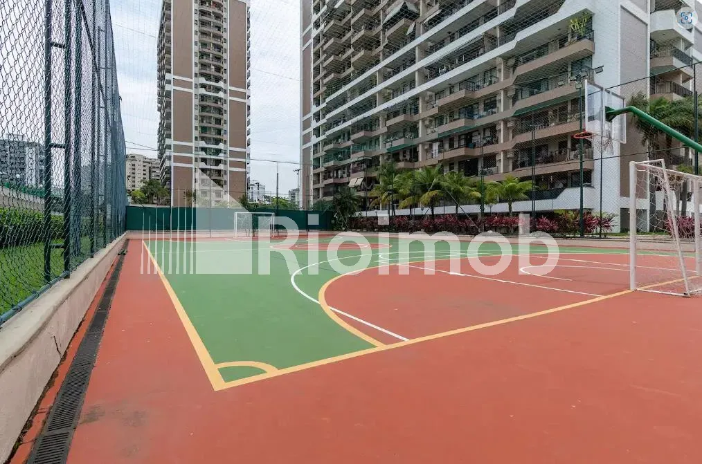 Furnished apartment with balcony and a gas stove kitchen — photo 40