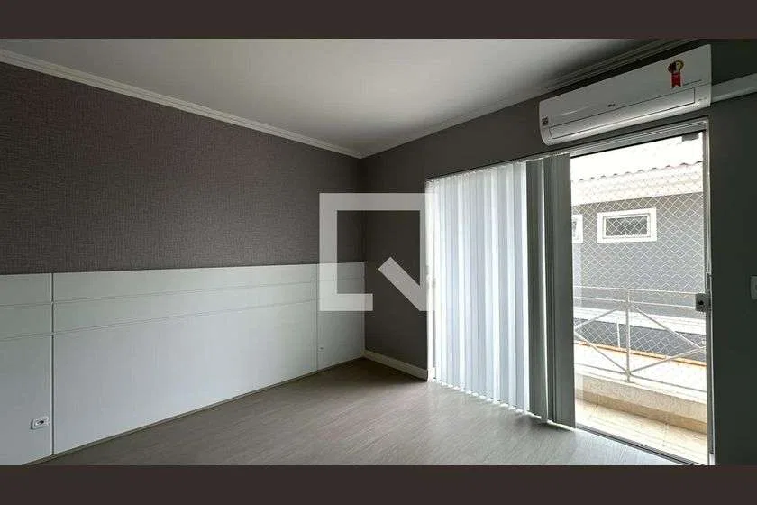 Home office in a 3-bedroom house, 180 m² — photo 12
