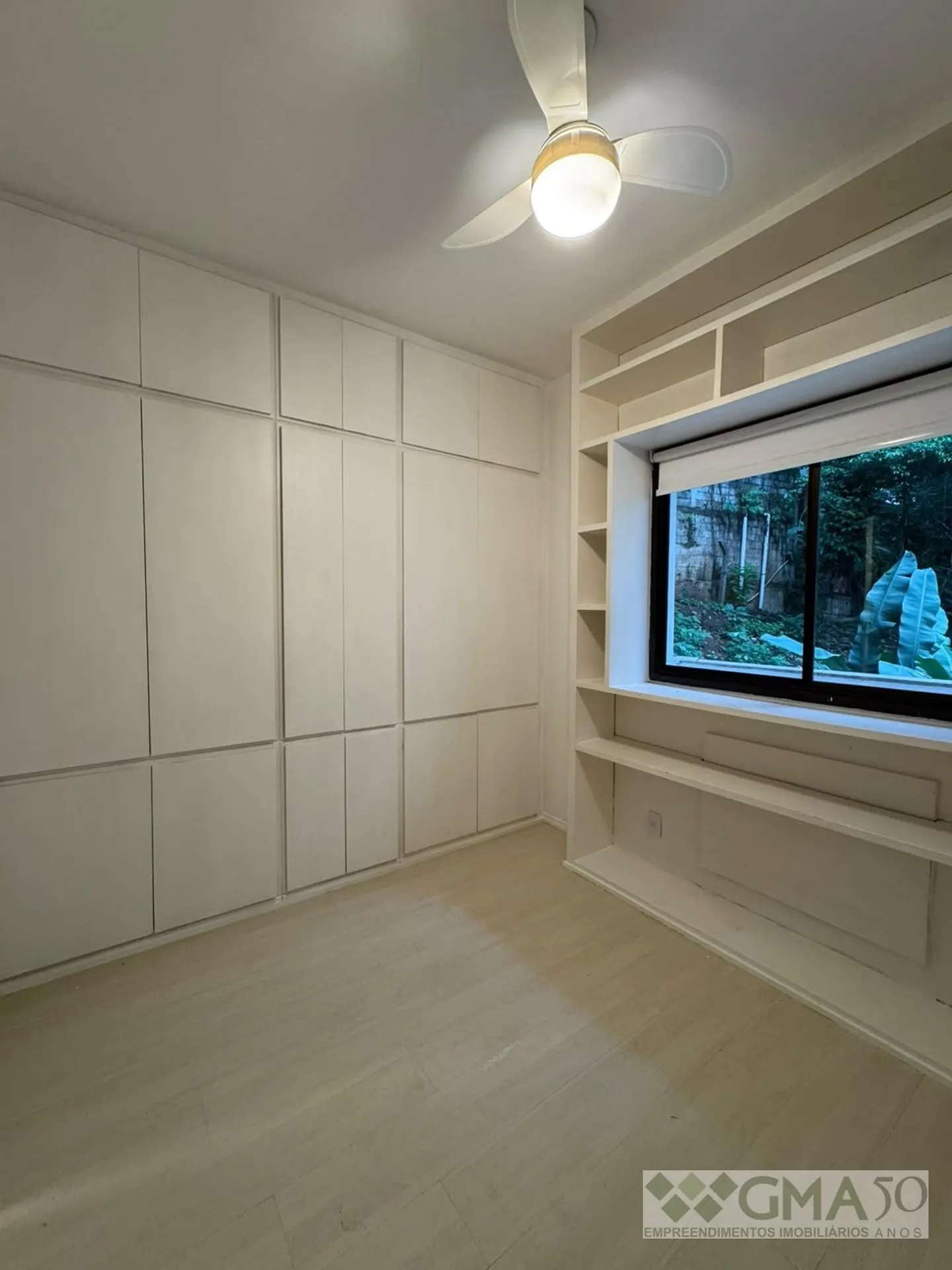 Apartment, 70 m², with wood or laminate floors — photo 8