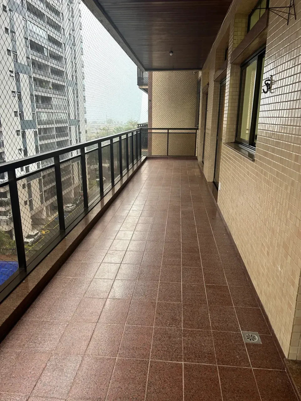 3-bedroom apartment with a glassed-in balcony and 130 m² — photo 5