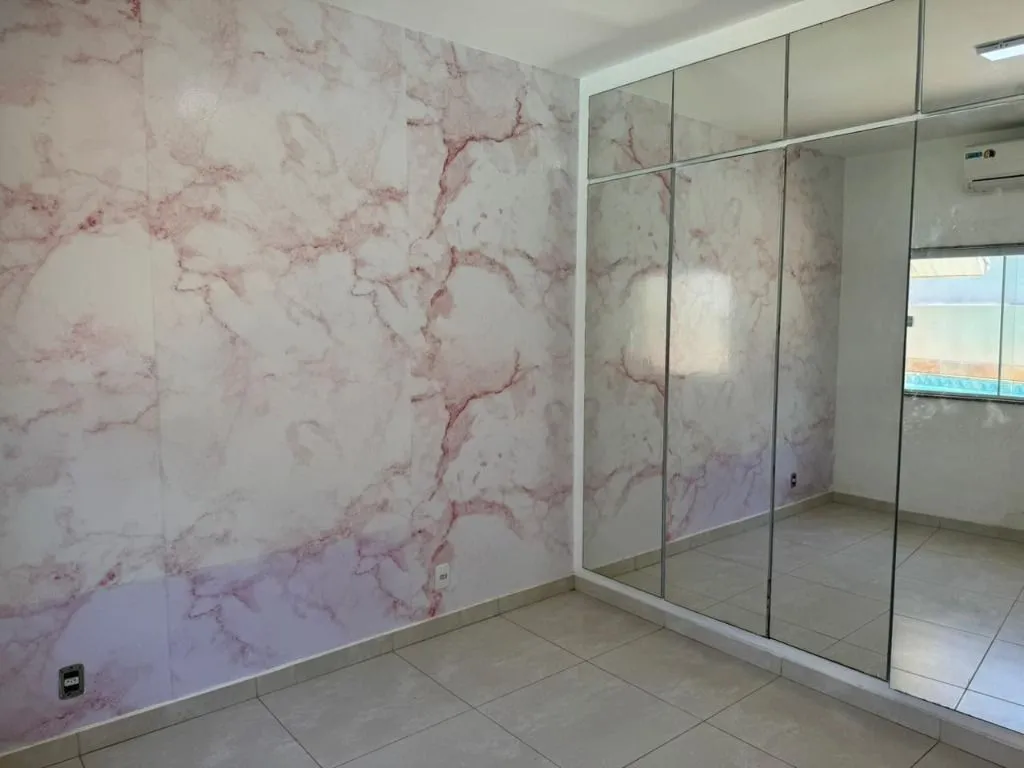 House with 5 bedrooms and 4 bathrooms plus open pool — photo 17