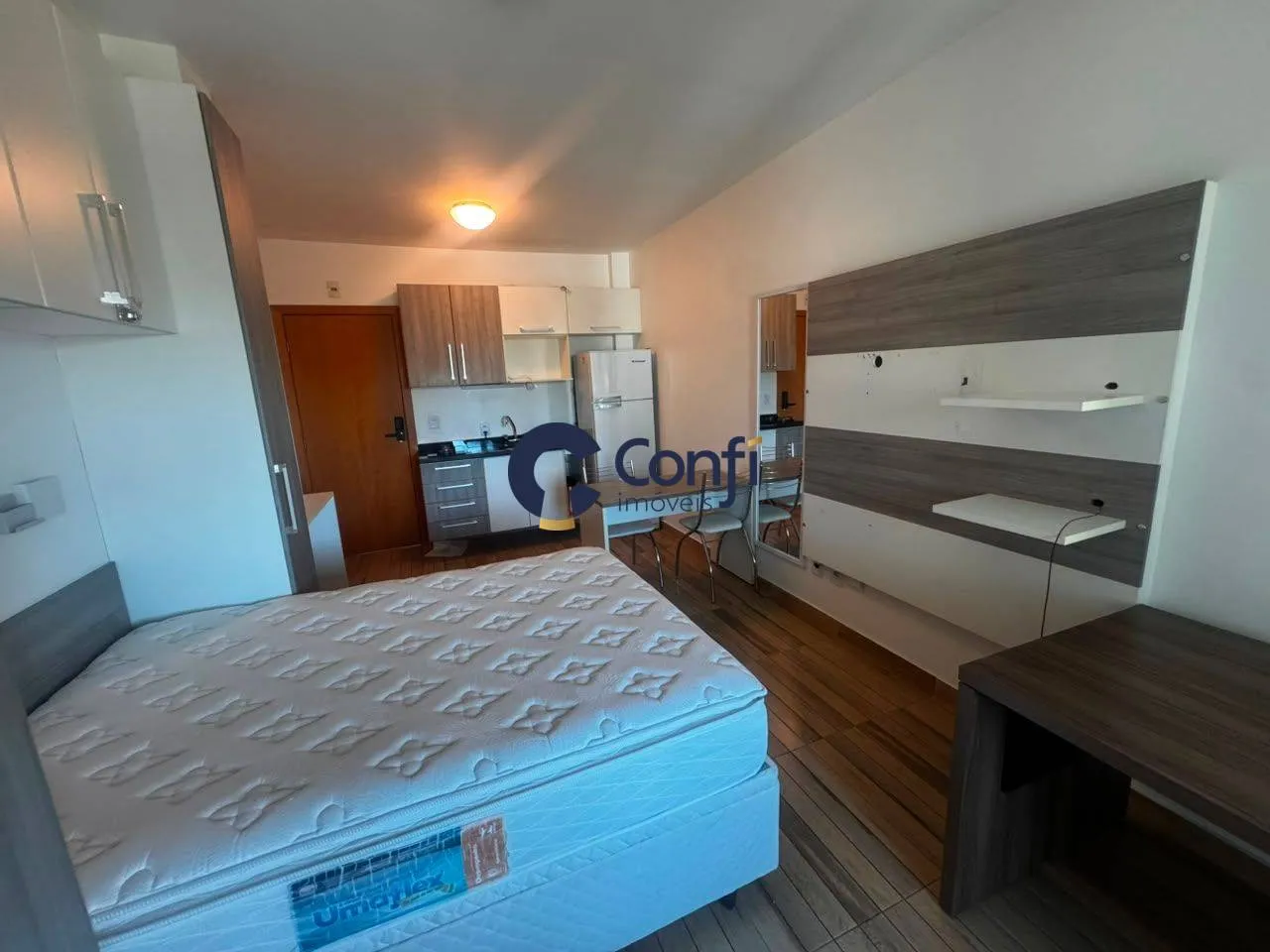 Furnished studio 37 m² with 1 bedroom and glass balcony on 9th — photo 2