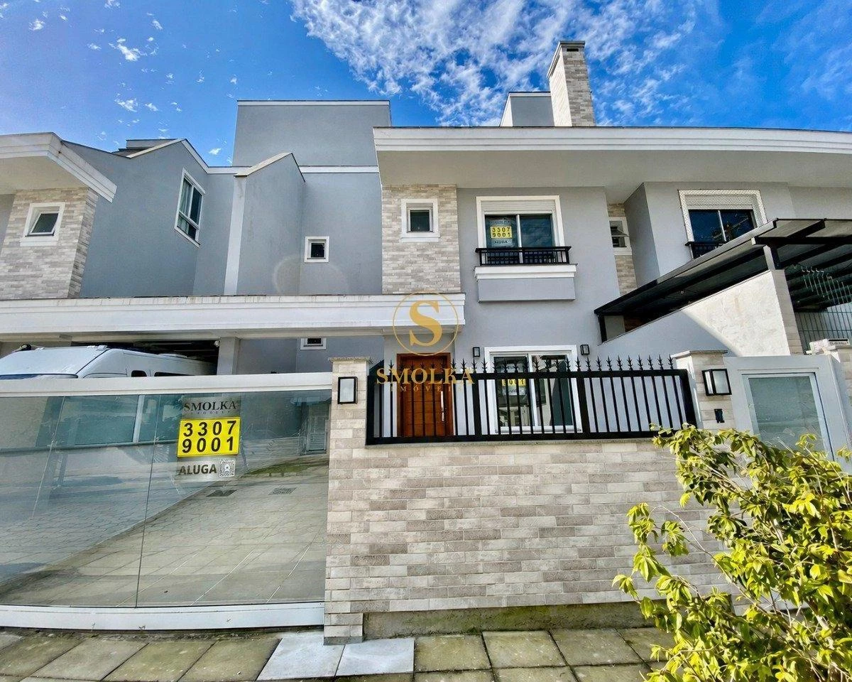 184 m² rental home with 4 en-suite bedrooms — photo 6