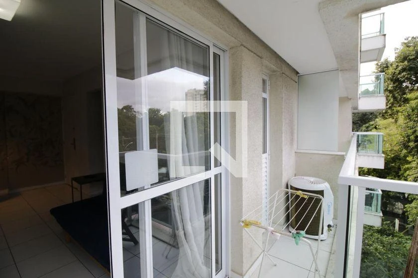 Furnished 2-bedroom apartment with 67 m² — photo 25