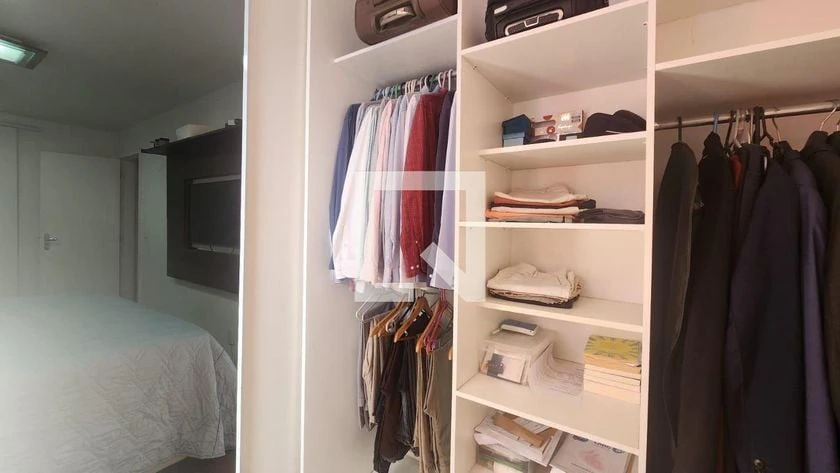 Home office in a 4-bedroom apartment, 220 m² — photo 16
