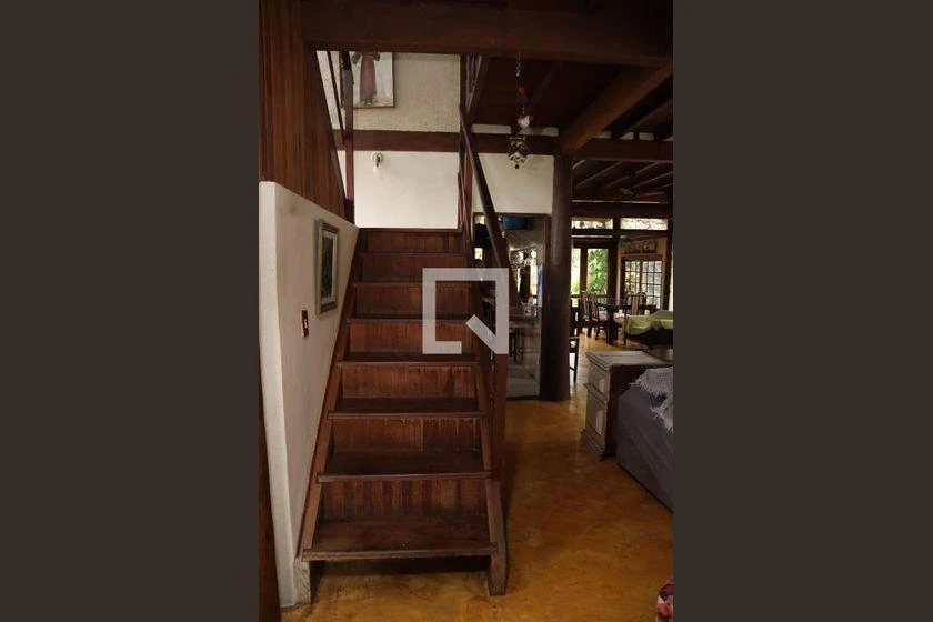 Furnished 500 m² house with 3 bedrooms and an open kitchen — photo 37