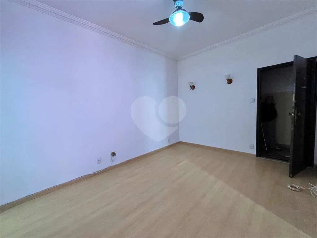 Apartamento com piso de madeira ou laminado, Tijuca — photo 14