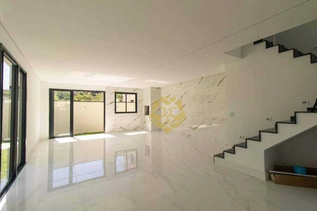 3-bedroom house with 4 bathrooms and 200 m²