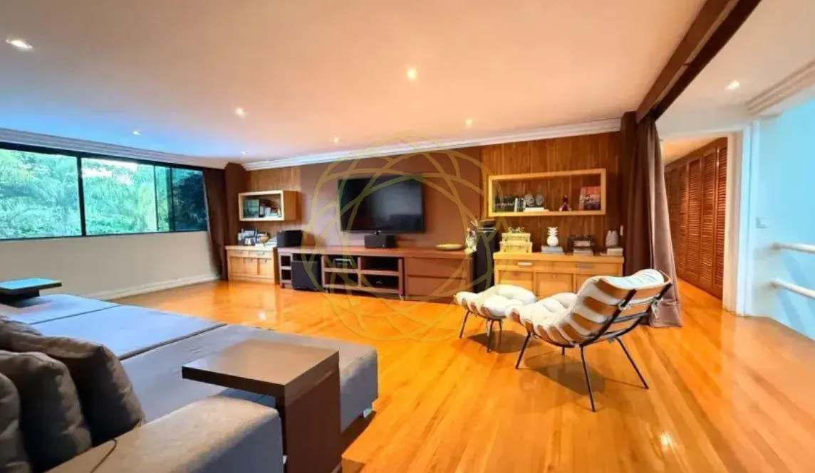 Casa para locação com 4 quartos e 5 banheiros — photo 16