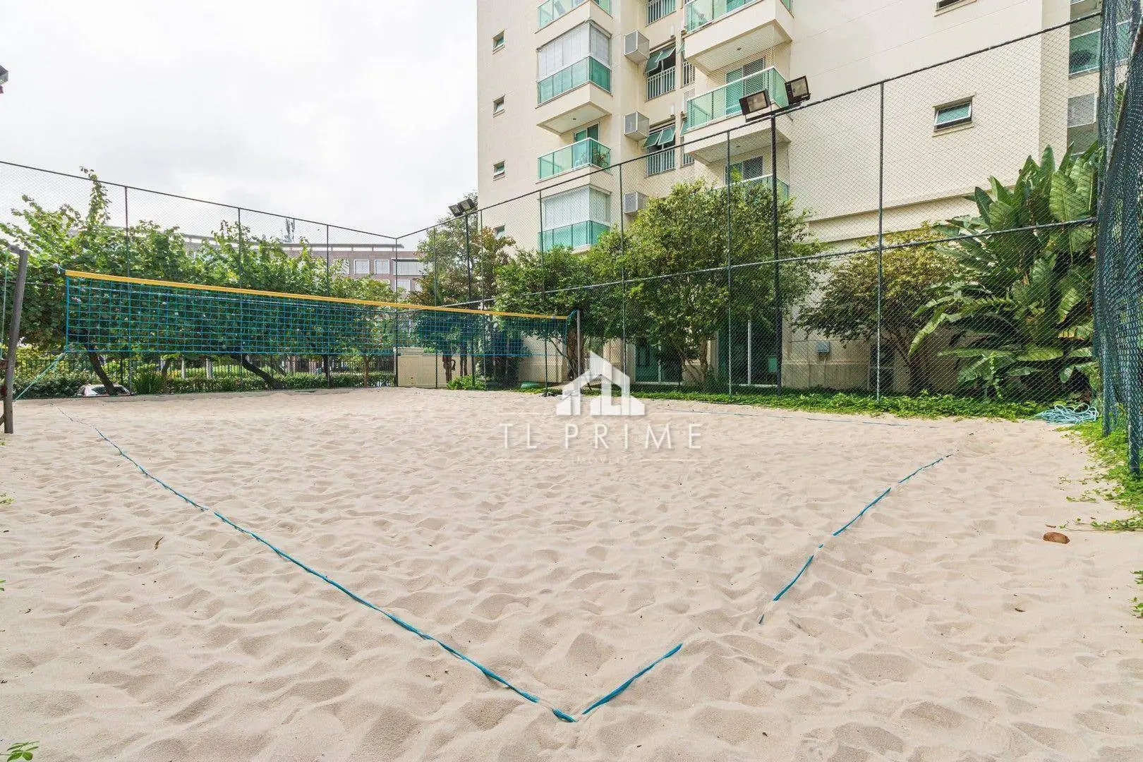 Furnished apartment, 99 m², with a private pool — photo 17