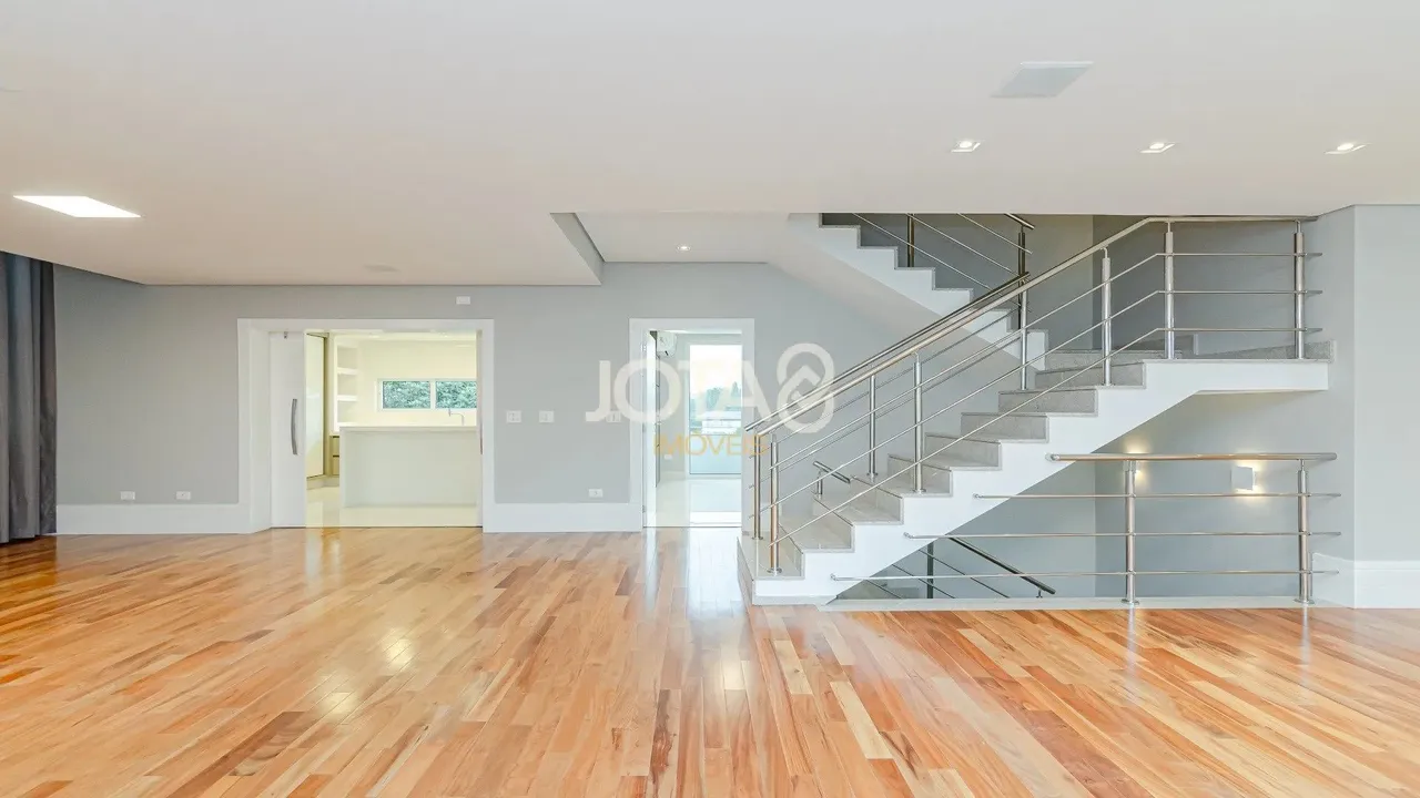 Condominium house with 4 en-suite bedrooms, 492 m² — photo 2