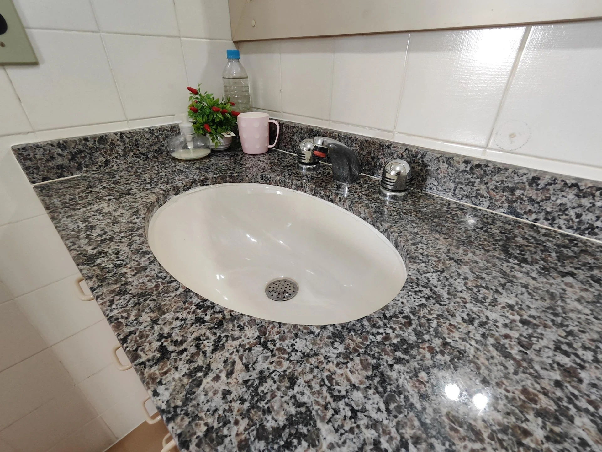 Apartamento mobiliado com 2 quartos em suíte e varanda — photo 17