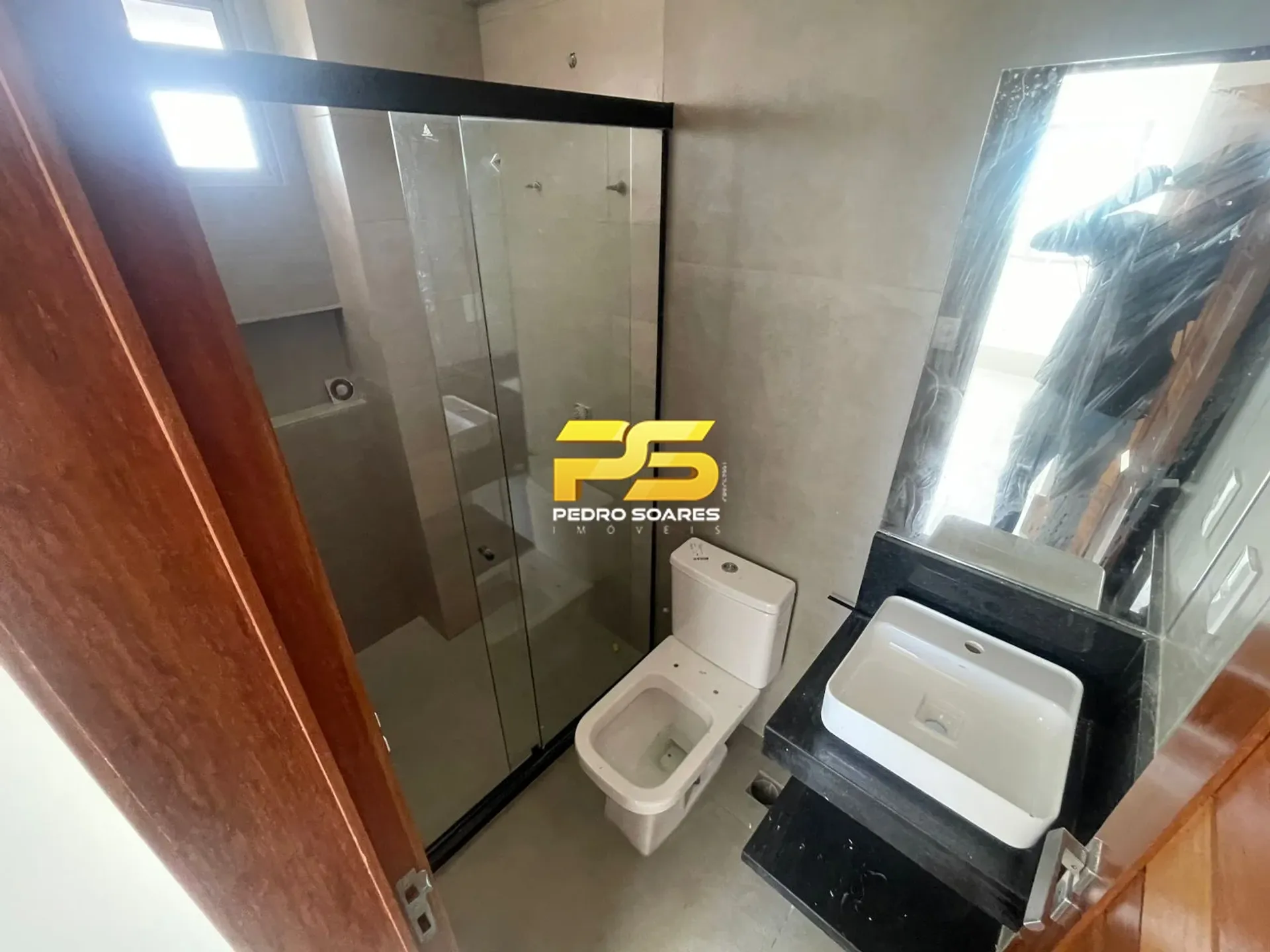 69 m² rental apartment with 2 bedrooms and an en-suite — photo 7
