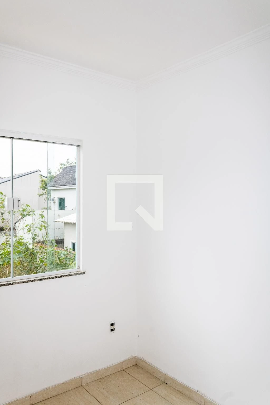 House with 3 bedrooms and a private garden — photo 44