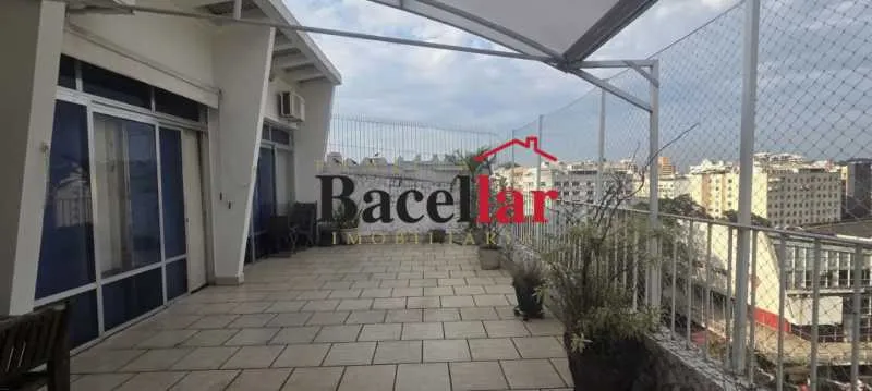 Furnished duplex top-floor with 3 bedrooms and 4 baths — photo 15