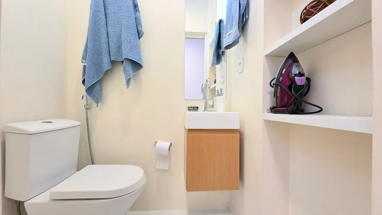 Furnished 3-bedroom apartment with open-plan gas kitchen — photo 27