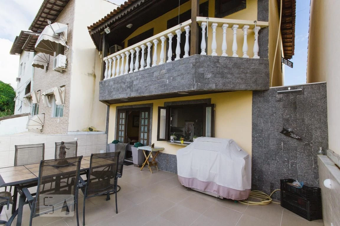 Furnished house with 4 bedrooms and 2 en-suites — photo 59