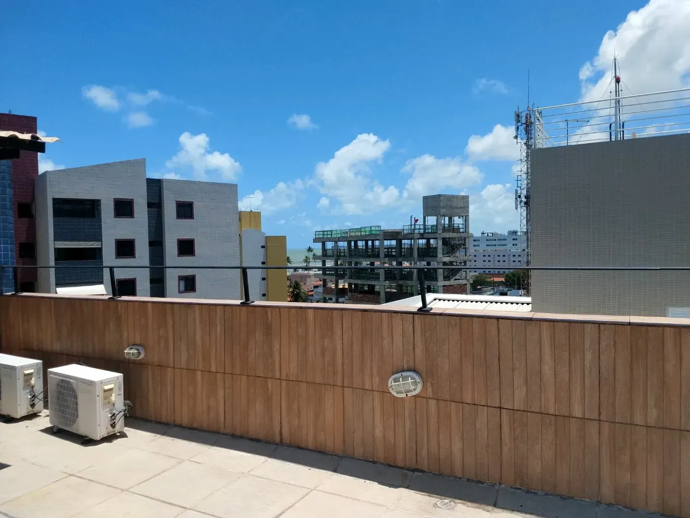 Furnished 45 m² apartment with open kitchen — photo 17