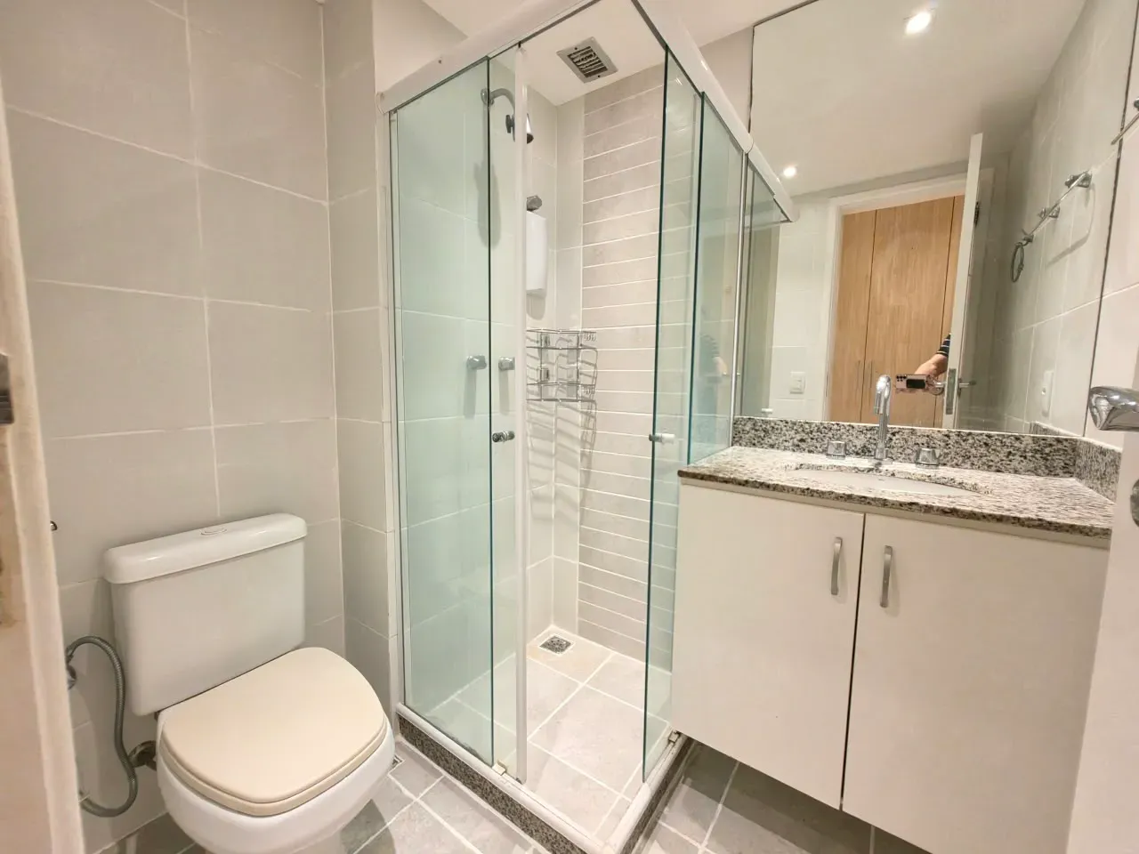 3-bedroom apartment in a building with a sauna — photo 10