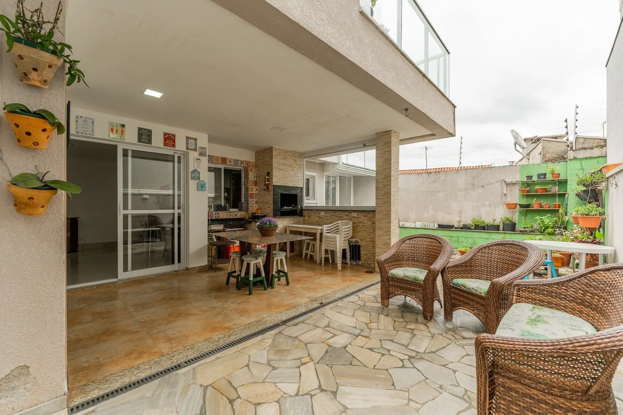 House with 3 suites and 2 parking spaces — photo 13