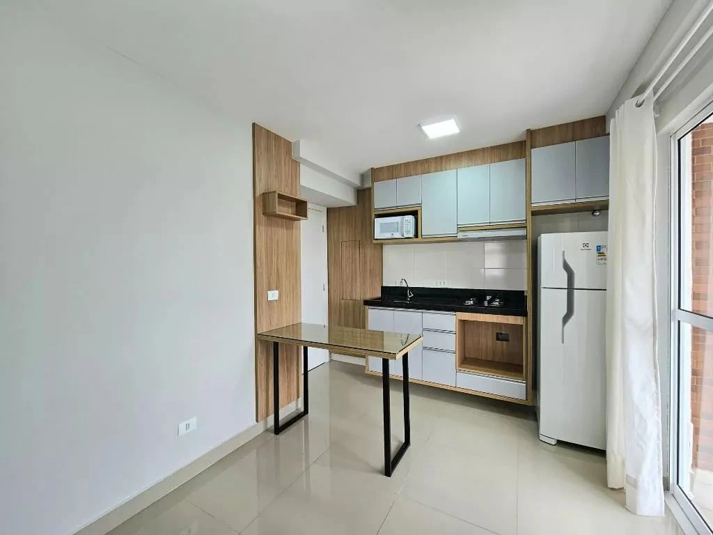 One-bedroom apartment with a grill on the balcony — photo 9