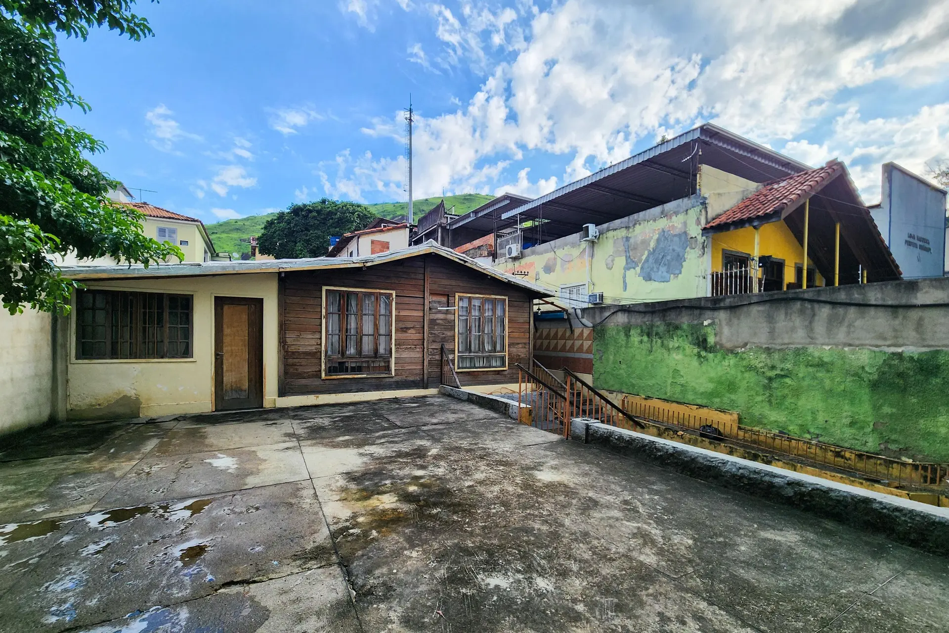 Furnished house with 3 bedrooms, 1 bathroom and parking — photo 37