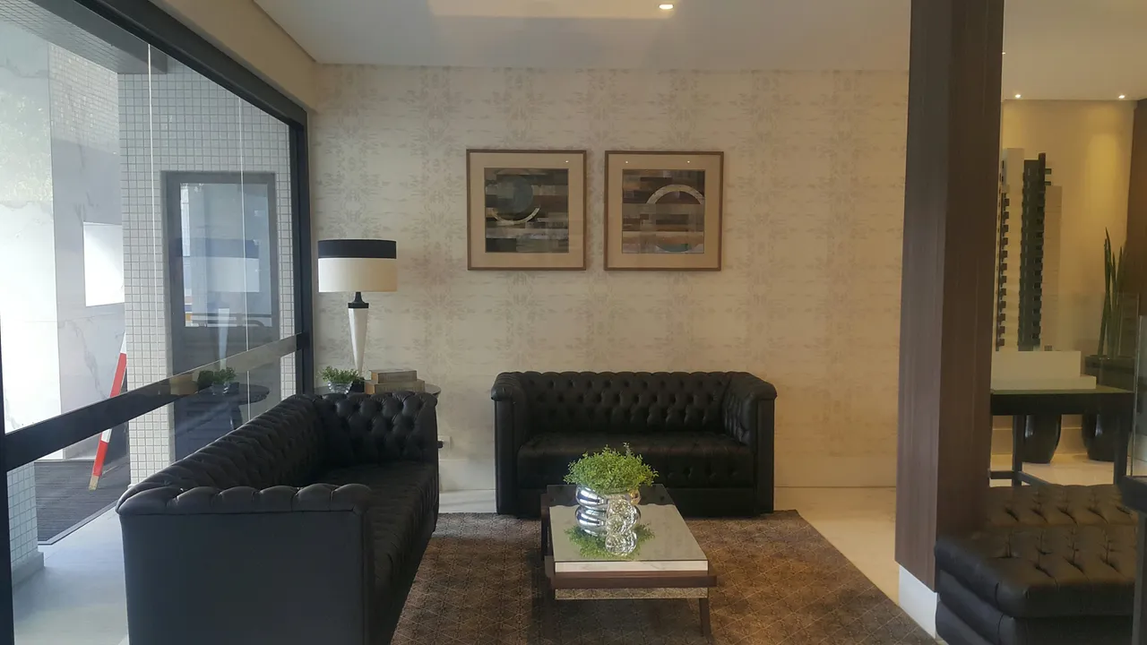 Unfurnished 2-bedroom apartment with 2 bathrooms — photo 4