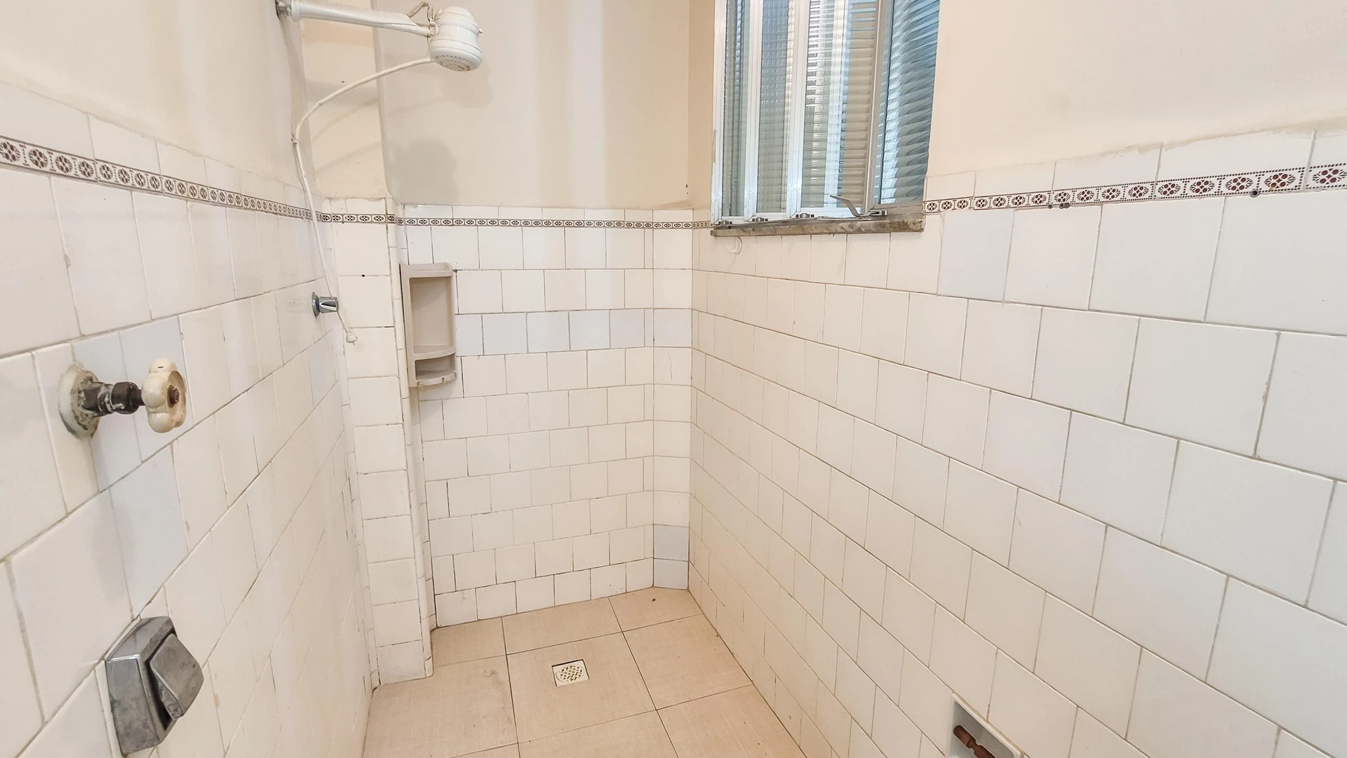 Apartamento con 2 dormitorios, 1 baño y acepta mascotas — photo 34