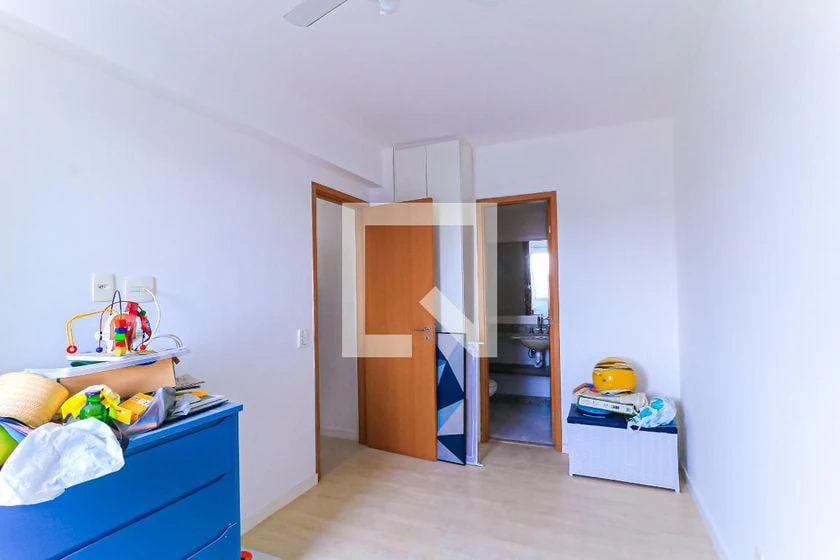 Rental apartment with 2 bedrooms and a balcony — photo 16