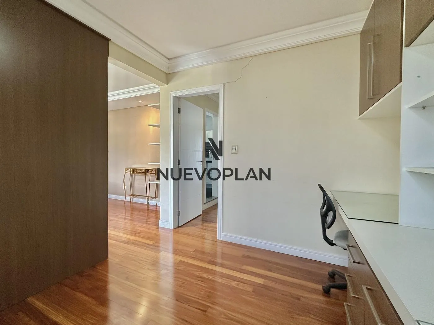 Furnished house, 276 m², with a home office — photo 8