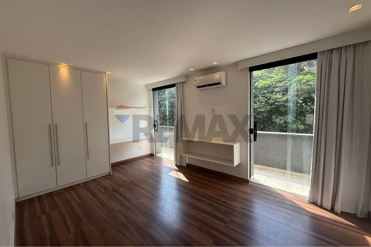 Casa de 580 m² con 5 dormitorios y 6 plazas — photo 40