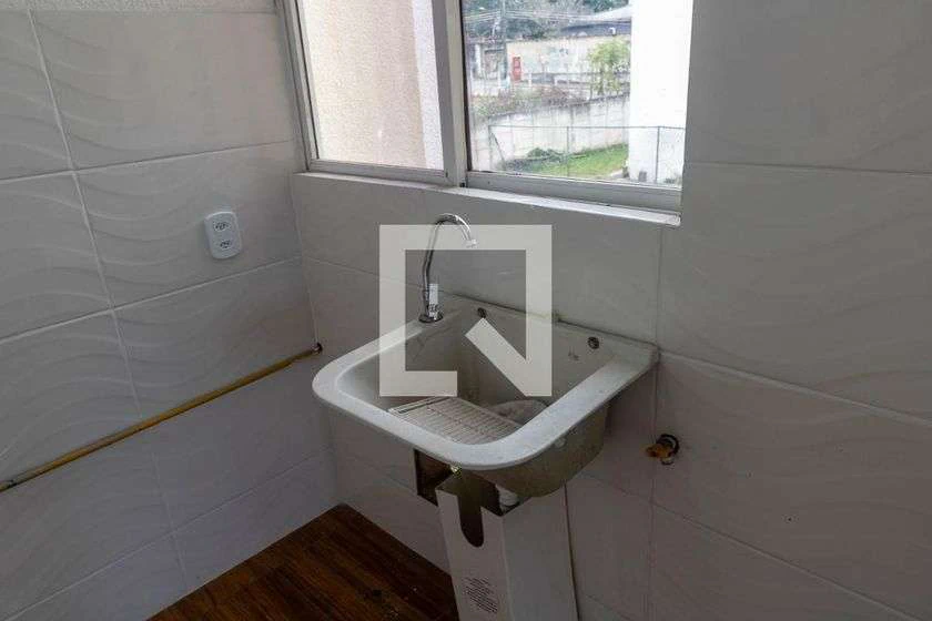 2-bedroom 65 m² rental apartment with 1 bathroom — photo 2