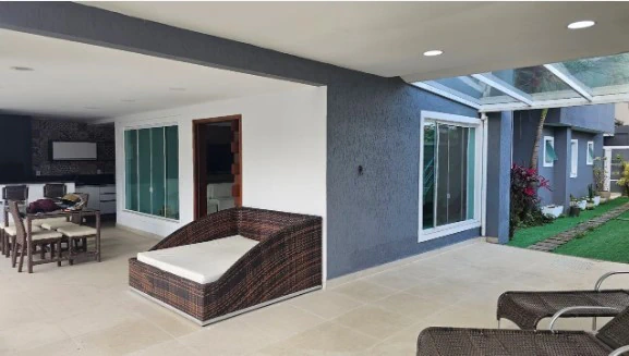 458 m² house with 6 bedrooms and a private BBQ area — photo 10