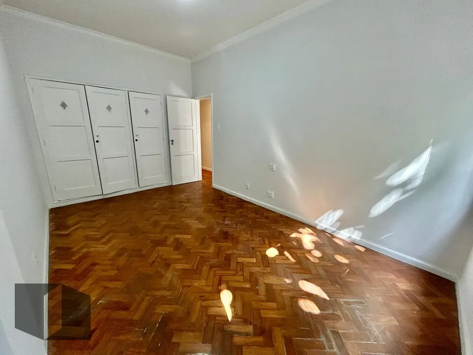3-bedroom apartment with 2 bathrooms and 1 parking spot — photo 4