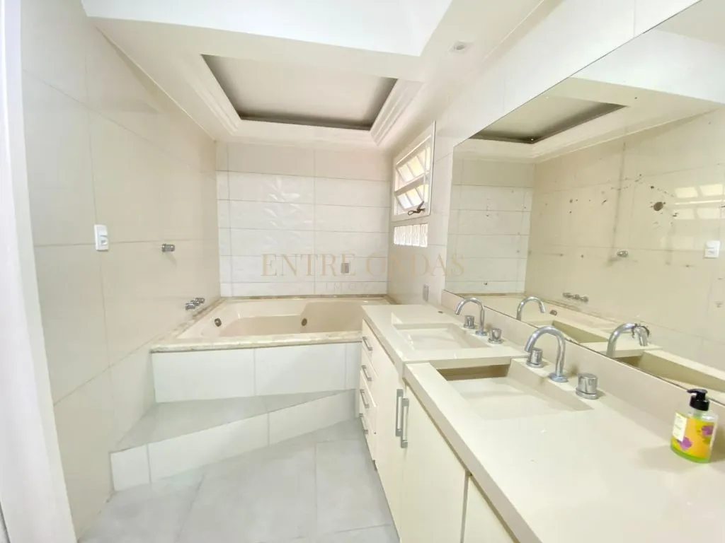 Home office in a 3-bedroom house, 170 m² — photo 39