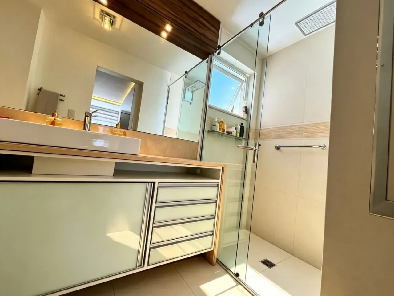 175 m² apartment with 3 bedrooms and en-suite — photo 16